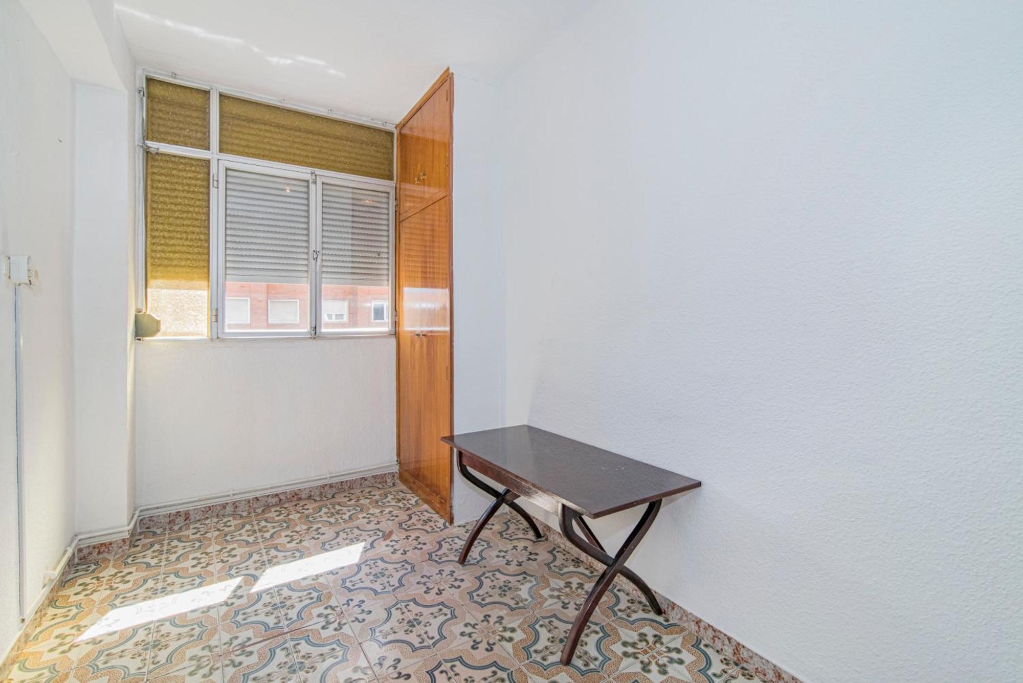 Delfin Retreat Con Terraza Junto A Parada De Metro Granada Exteriör bild